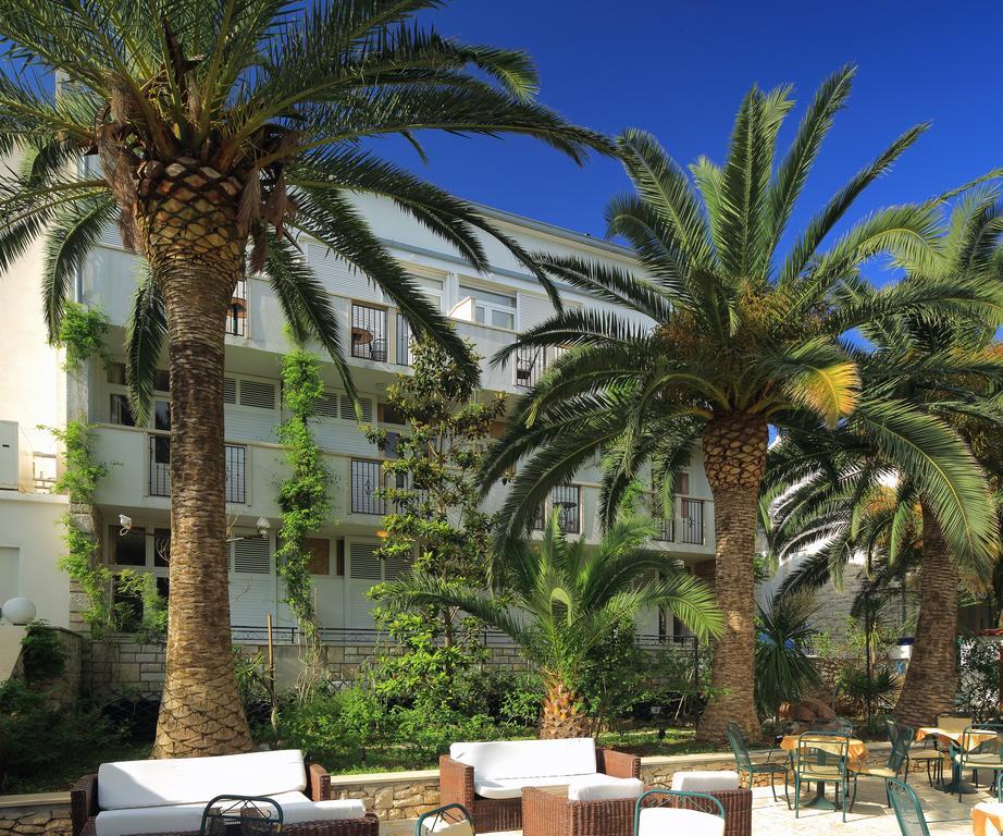 Hotel Villa Adriatica - Adults Only Supetar Exterior foto