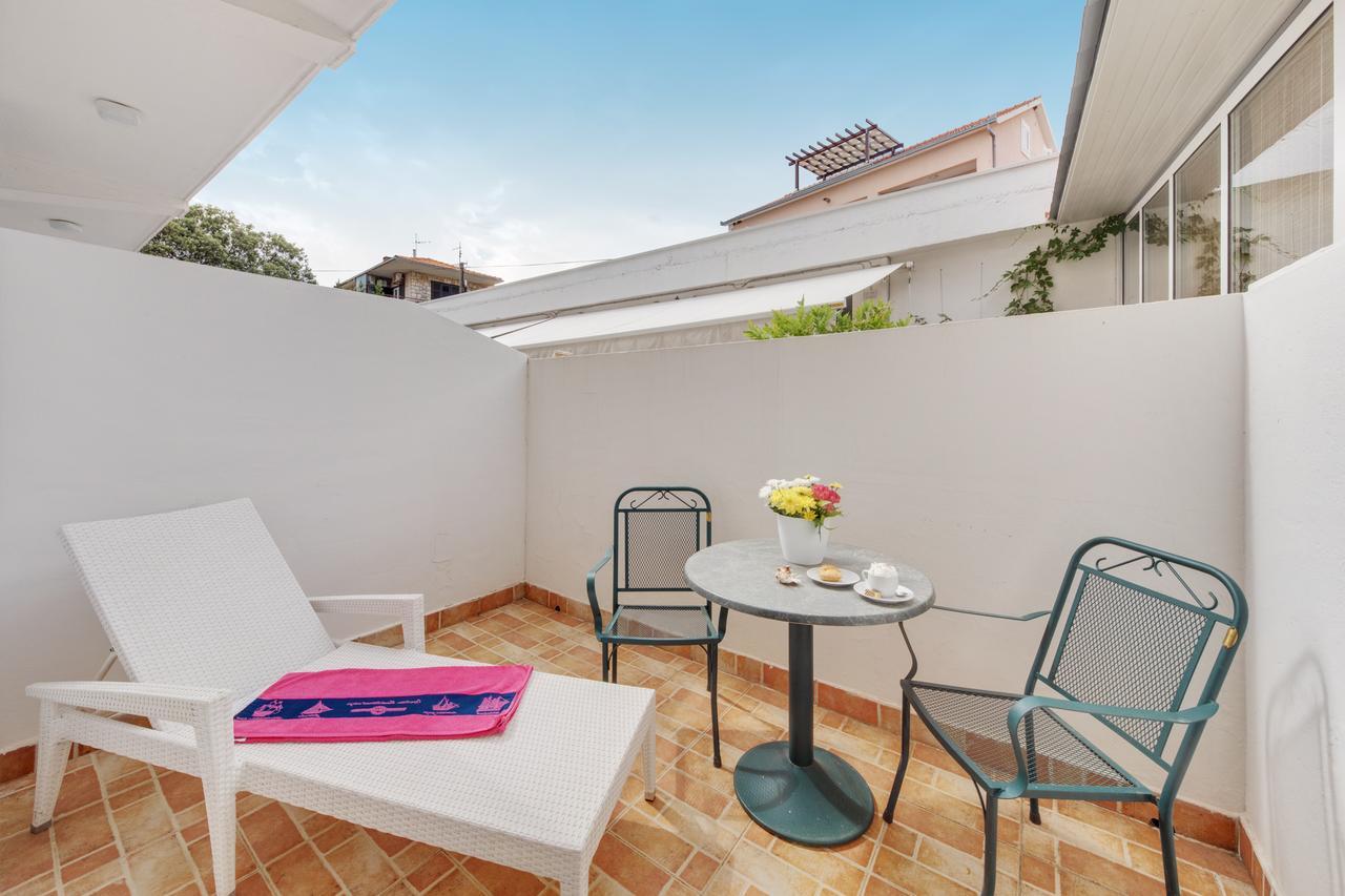 Hotel Villa Adriatica - Adults Only Supetar Exterior foto